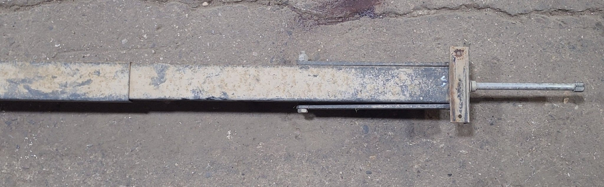 Used Telescopic Stabilizer Jack 84"