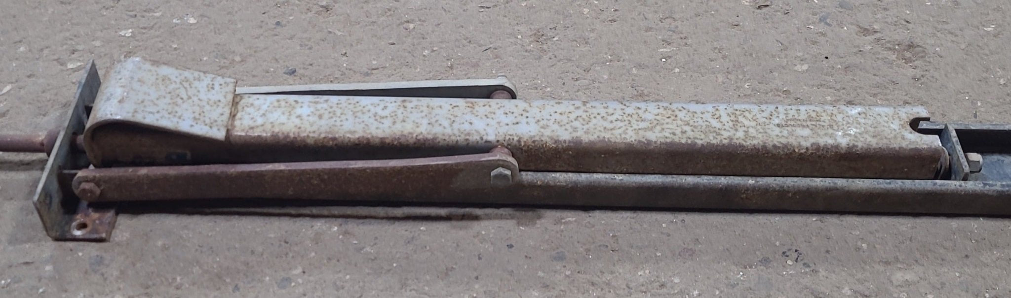 Used Telescopic Stabilizer Jack Narrow Channel