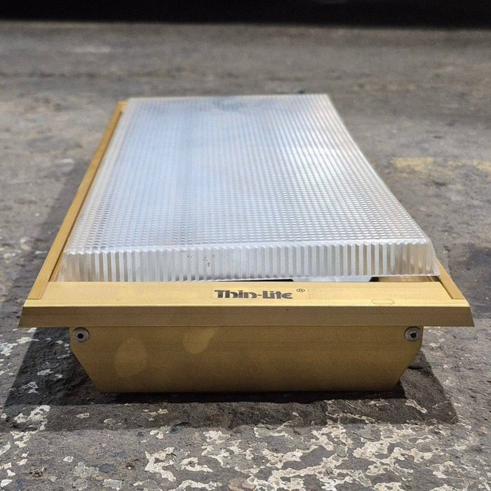 Used Thin-Lite Dual Fluorescent Light Fixture - Model 712
