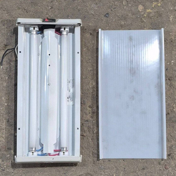 Used Thin-Lite Dual Fluorescent Light Fixture - Model 742