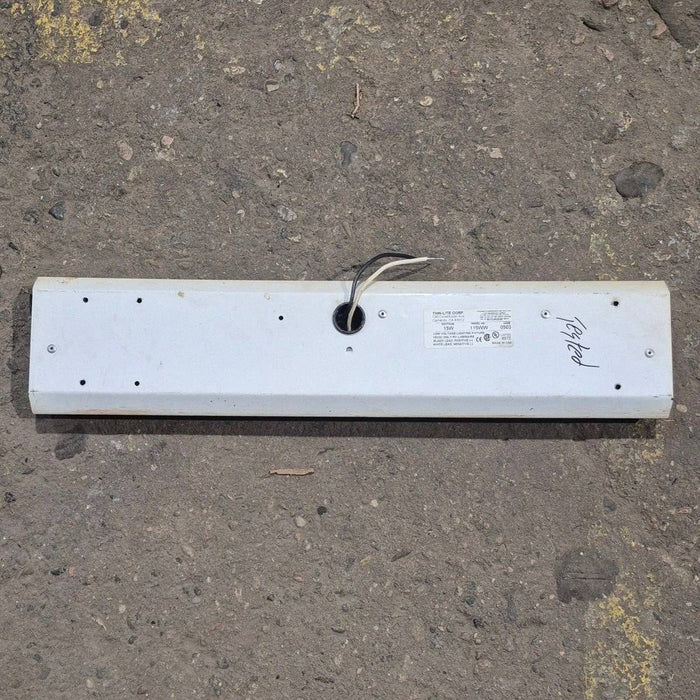 Used Thin-Lite Single Fluorescent Light Fixture - Model 115