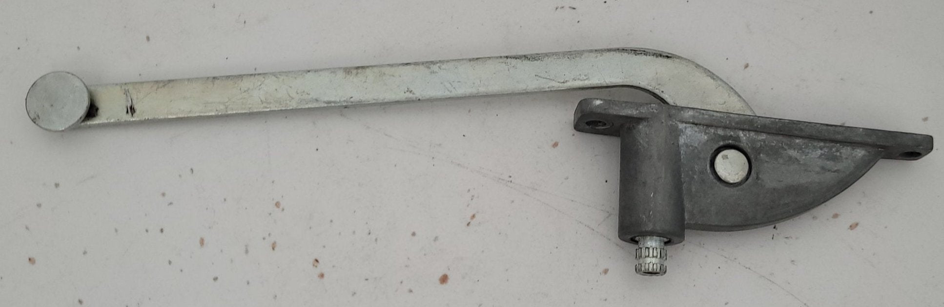 Used Vent Lift Mechanism 6" Arm 3" Hole Center
