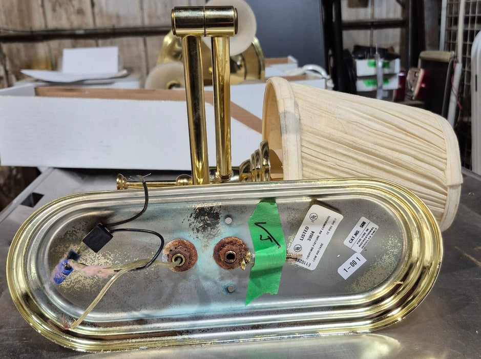 Used Wall Mount Light - Young Farts RV Parts