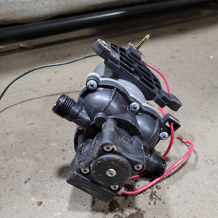 Used Water Pump SHUR-FLO 2088-403-444