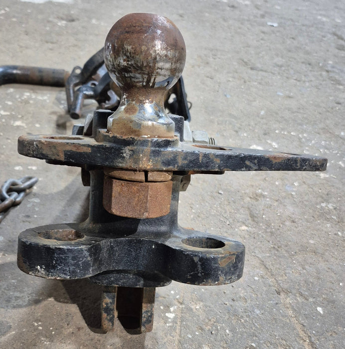 Used Weight Distribution Hitch System
