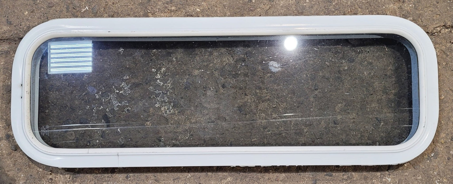 Used White Radius Non Opening Window : 35 1/2" W x 11 1/2" H x 1 7/8" D