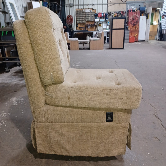 Used Young Farts RV Parts RV Chair - 19″ X 25″ X 37.5″
