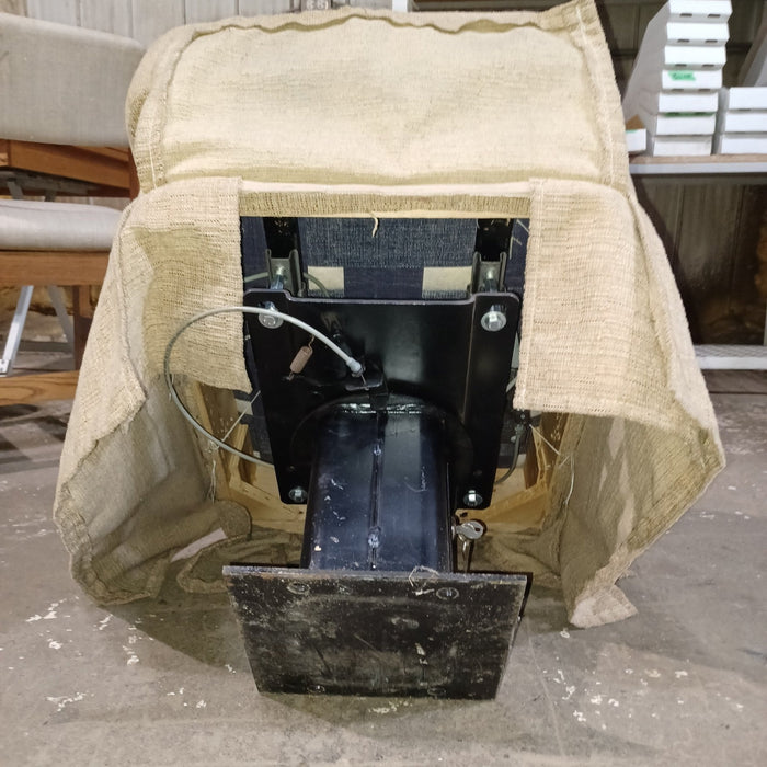 Used Young Farts RV Parts RV Chair - 19″ X 25″ X 37.5″