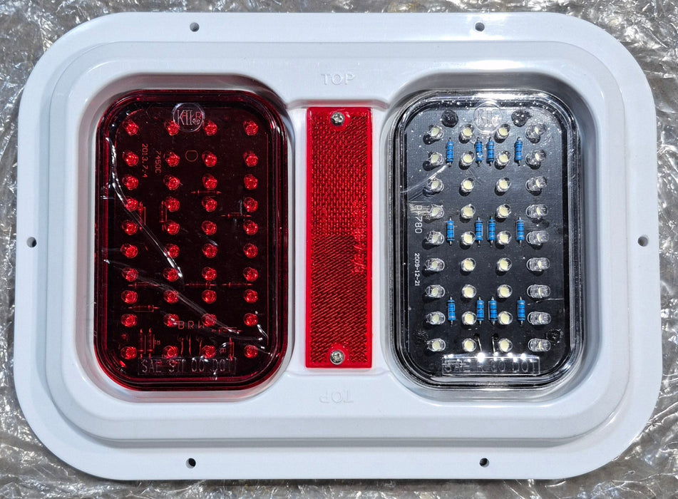 Valterra DG52721PB Diamond Group Stop/Turn/Tail Light - Amber/Red